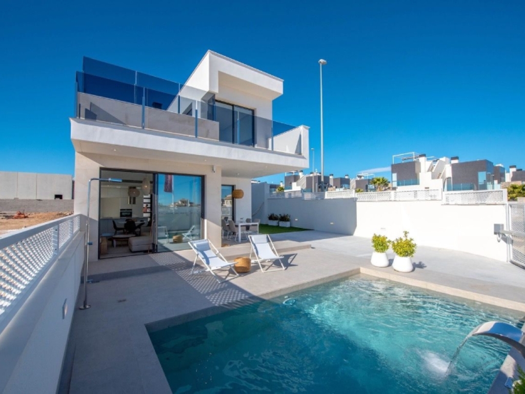 2 Bedroom 2 Bathroom Detached Villa in Orihuela Costa