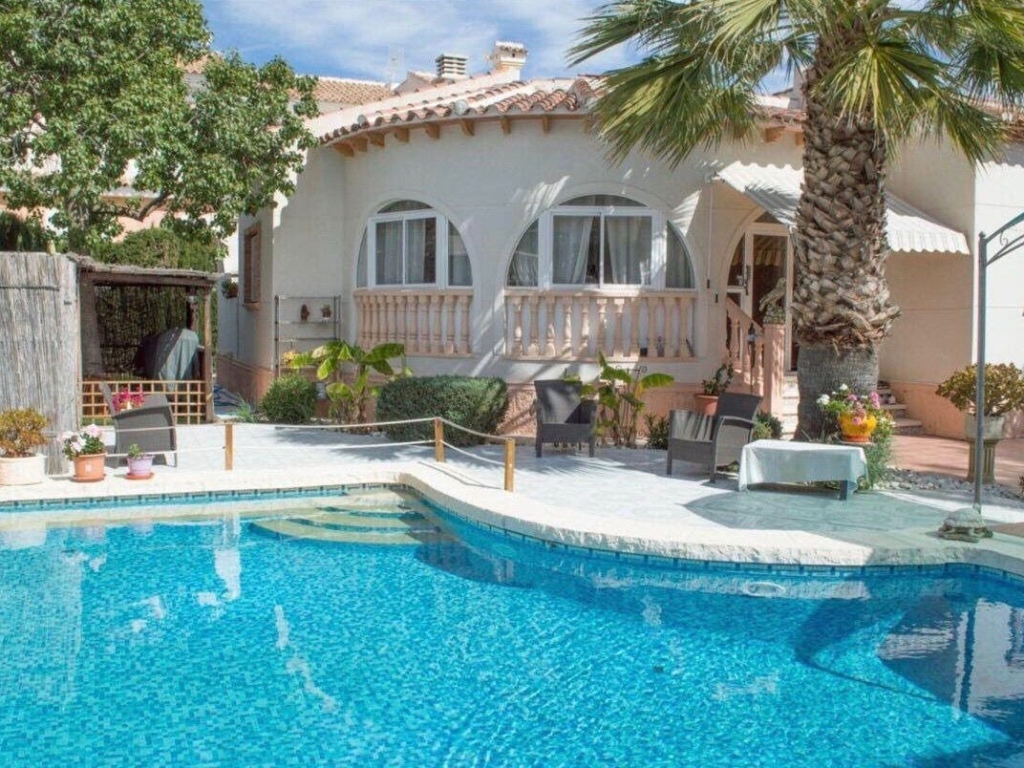 3 Bedroom 2 Bathroom Villa in Ciudad Quesada