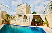 4-2053/1959, 5 Bedroom 4 Bathroom Villa in Orihuela Costa