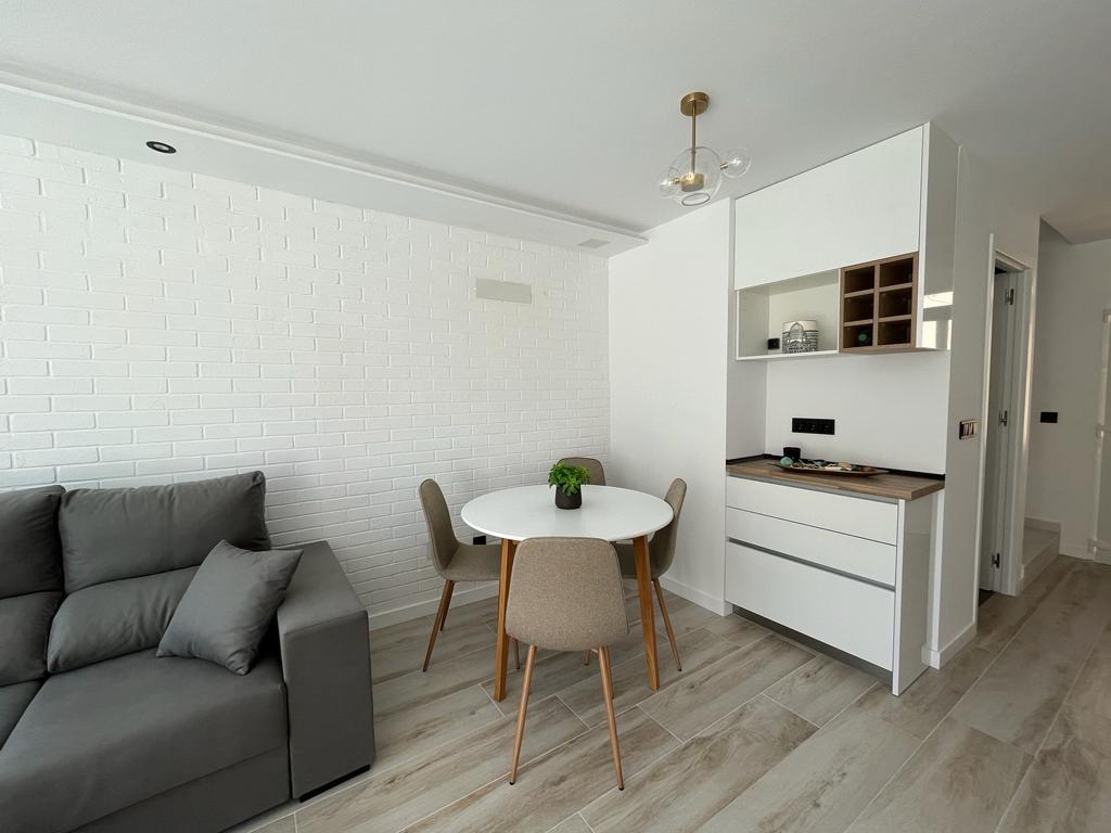 2 Bedroom 2 Bathroom Villa in Torrevieja