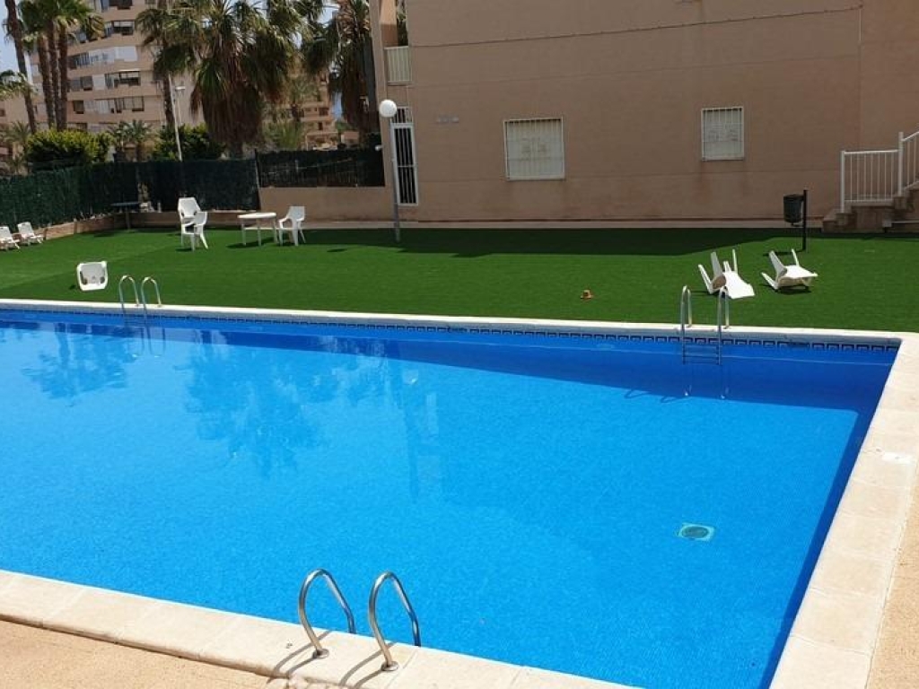 3 Bedroom 1 Bathroom Terraced house in Torrevieja
