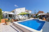 4-2322/2206, 4 Bedroom 2 Bathroom Villa in Orihuela Costa