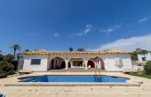 4-2337/2221, Villa in Cabo Roig