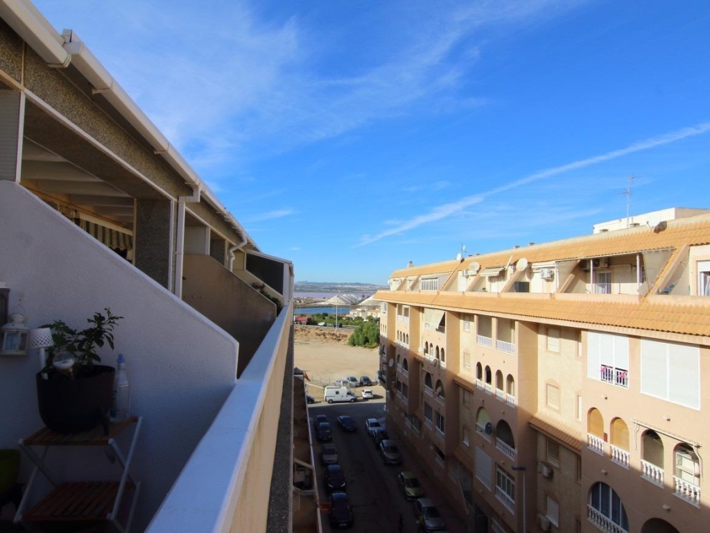 2 Bedroom 1 Bathroom penthouse in Torrevieja