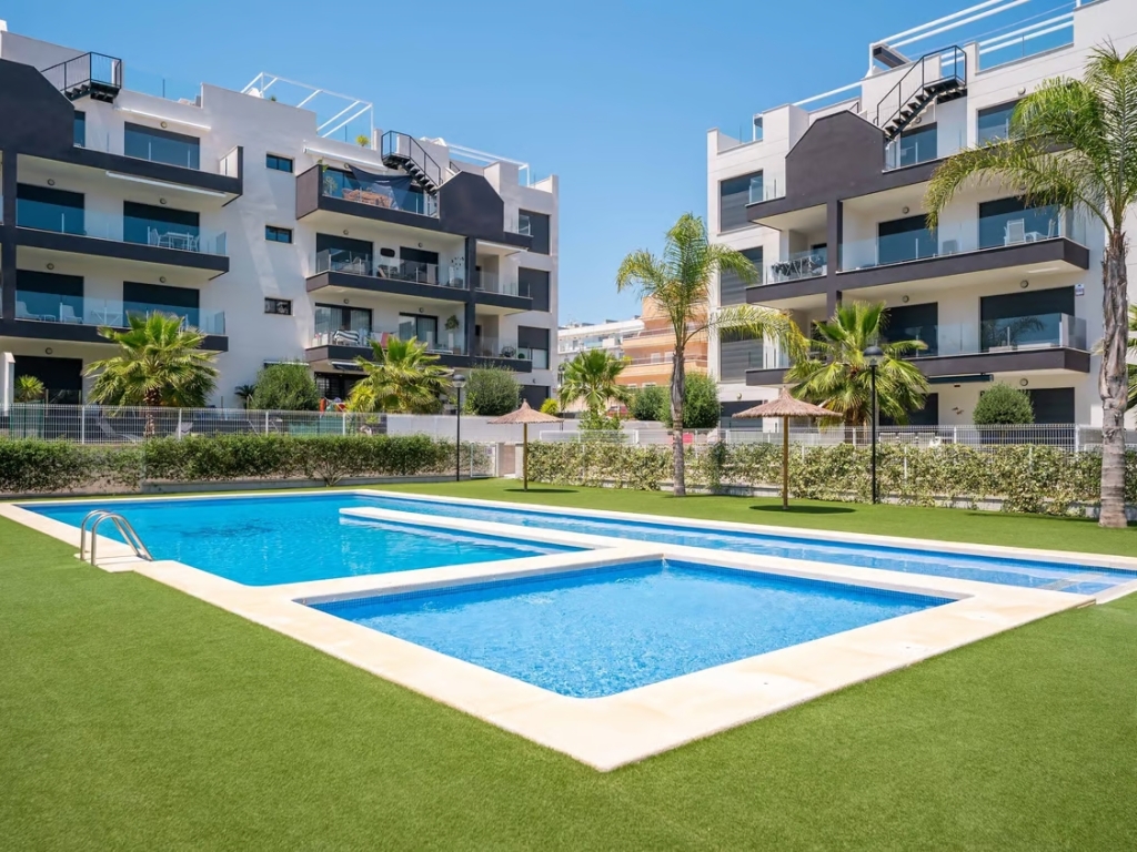 2 Bedroom 2 Bathroom  in Orihuela Costa